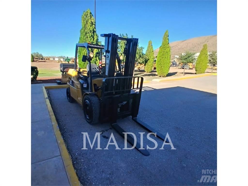 CAT MITSUBISHI PD11000 Chariots diesel