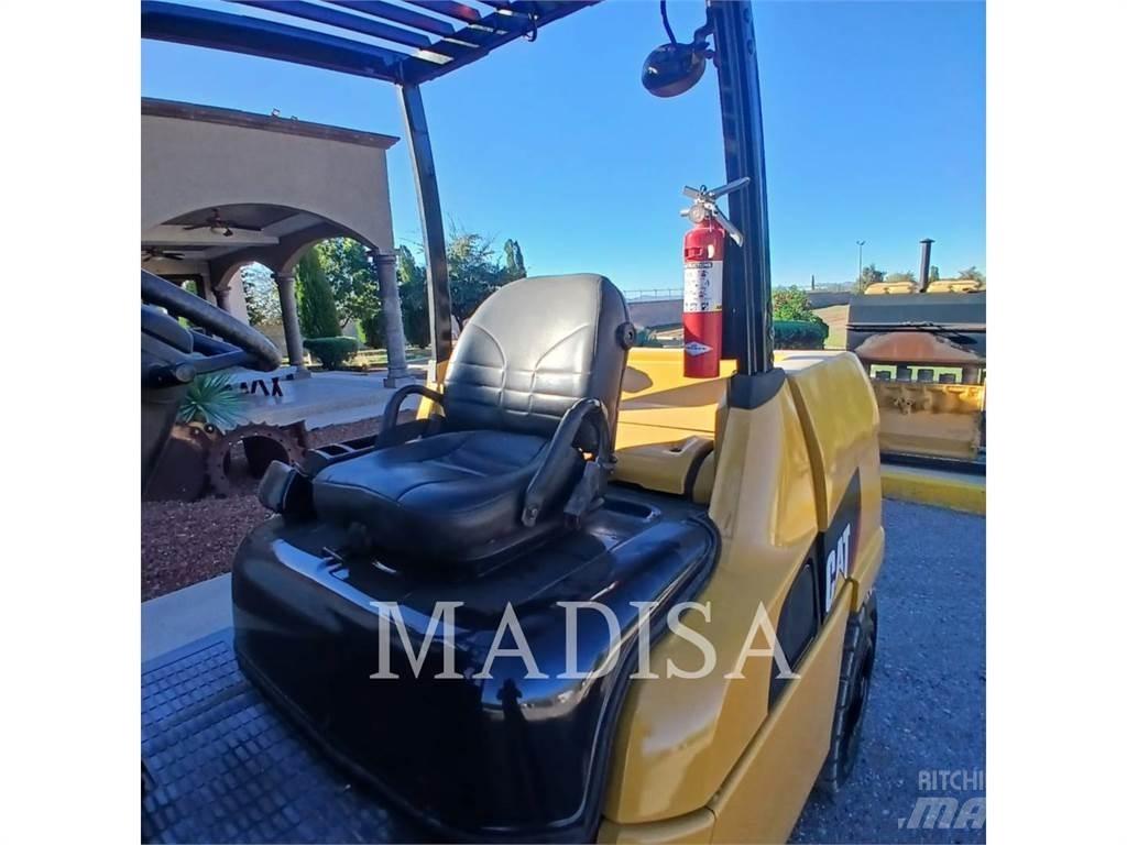 CAT MITSUBISHI PD11000 Chariots diesel