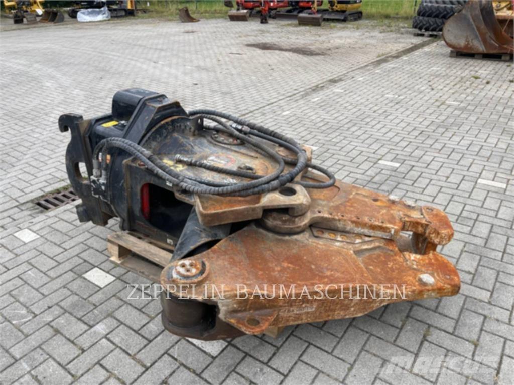 CAT MP318 Concasseur de Travaux Publics