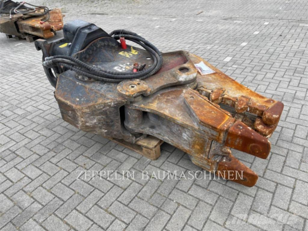 CAT MP318 Concasseur de Travaux Publics