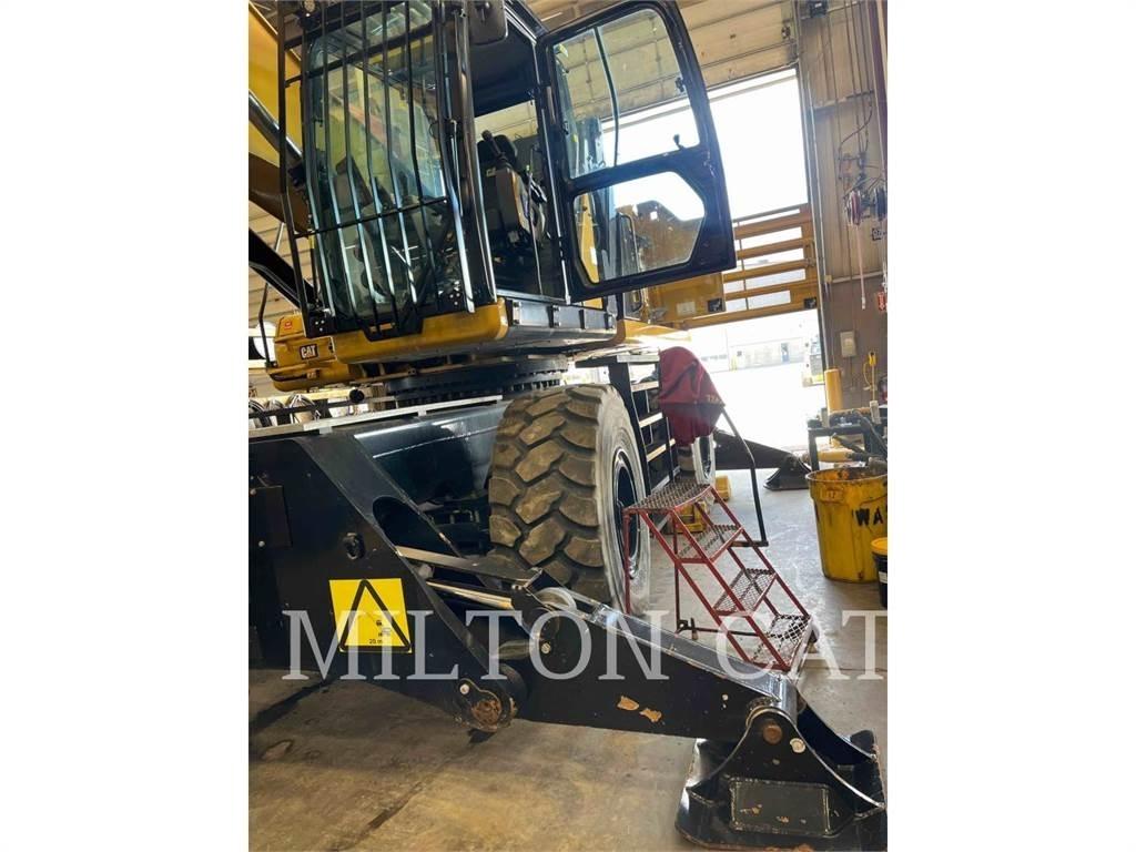 CAT MULTIDOCKER CH600 Pelle de démolition