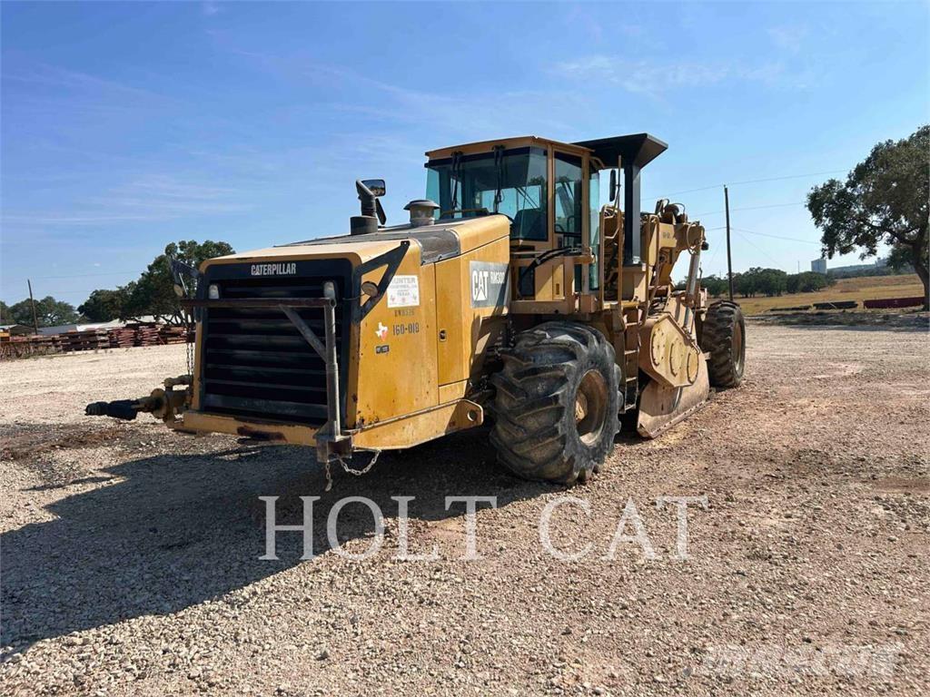 CAT RM300 Recycleur bitume