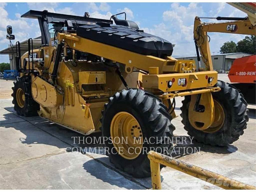 CAT RM400 Recycleur bitume