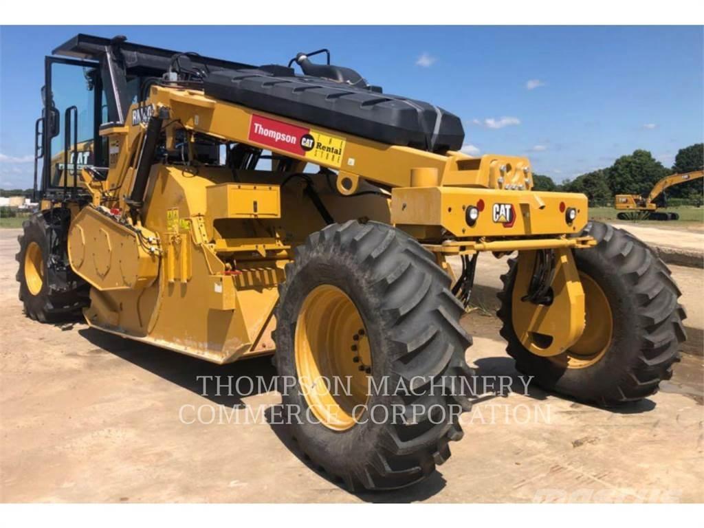 CAT RM400 Recycleur bitume