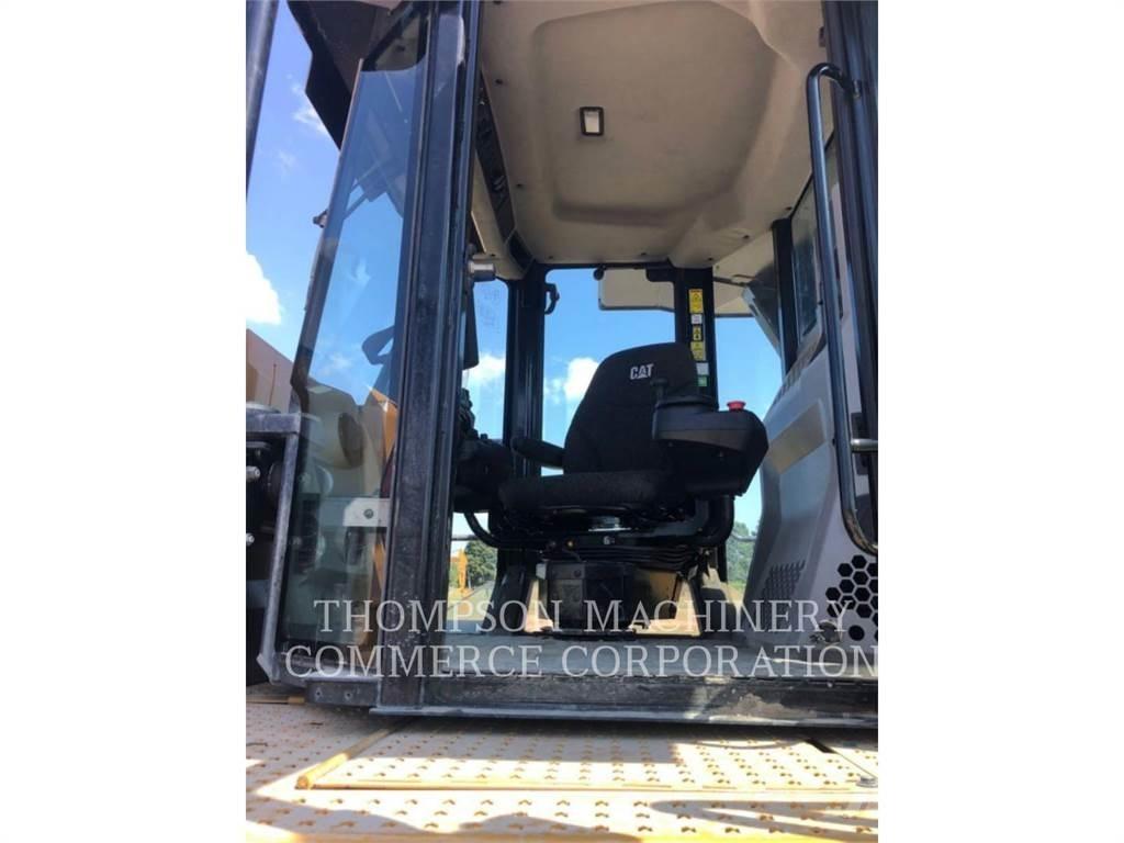 CAT RM400 Recycleur bitume