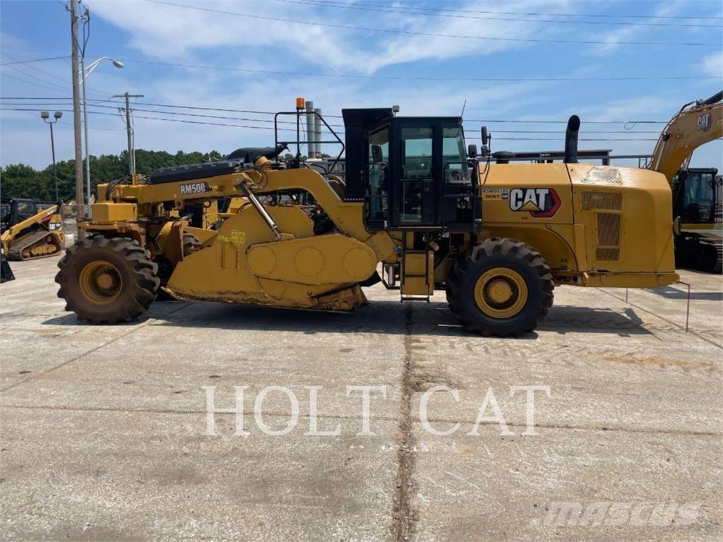 CAT RM500 CAB Recycleur bitume