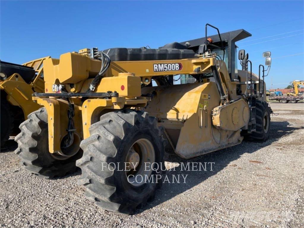 CAT RM500B Finisseur