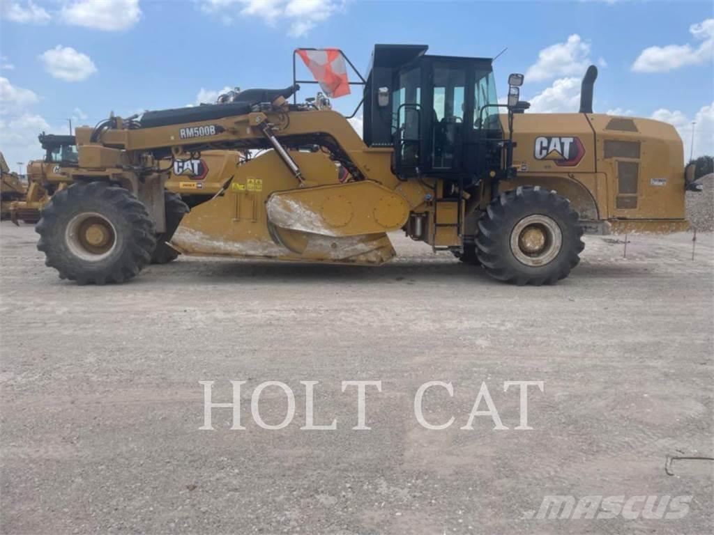 CAT RM500B CAB Recycleur bitume