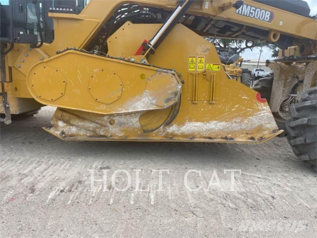 CAT RM500B CAB Recycleur bitume