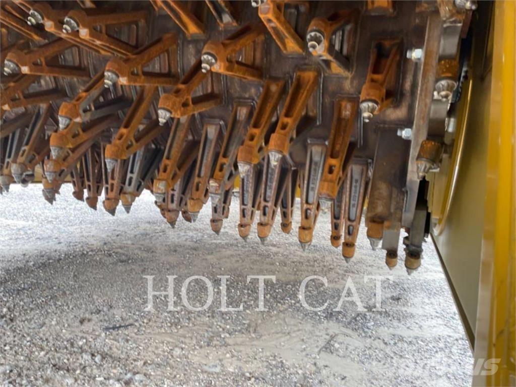 CAT RM500B CAB Recycleur bitume