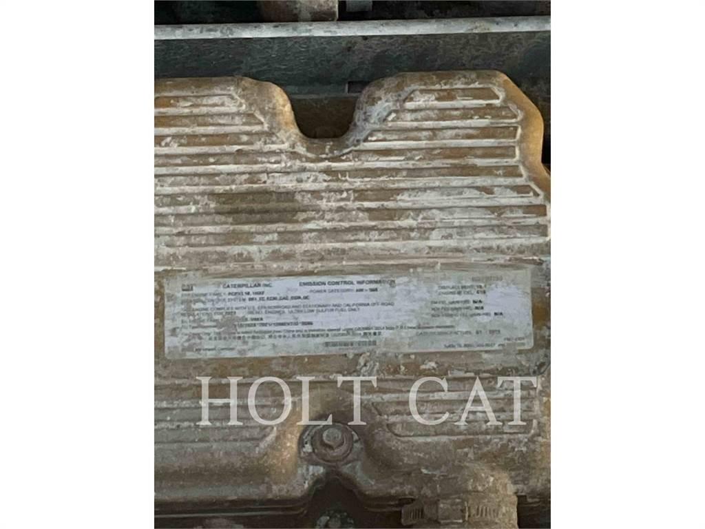 CAT RM800 CAB Recycleur bitume