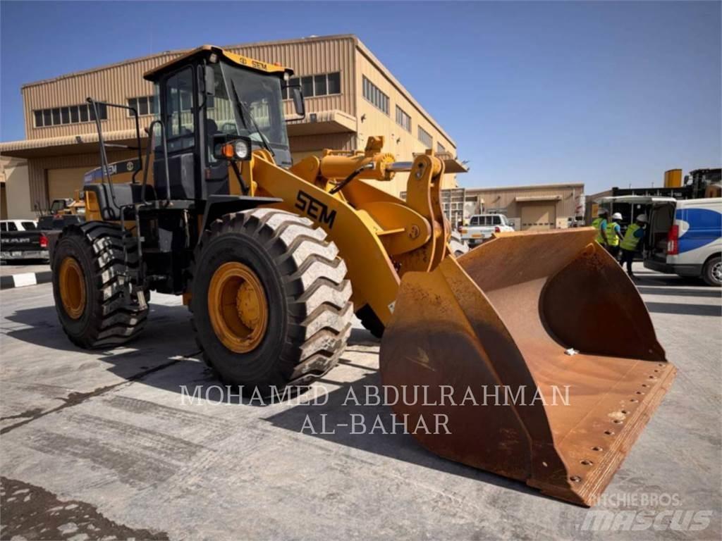 CAT SEM660D Chargeuse sur pneus