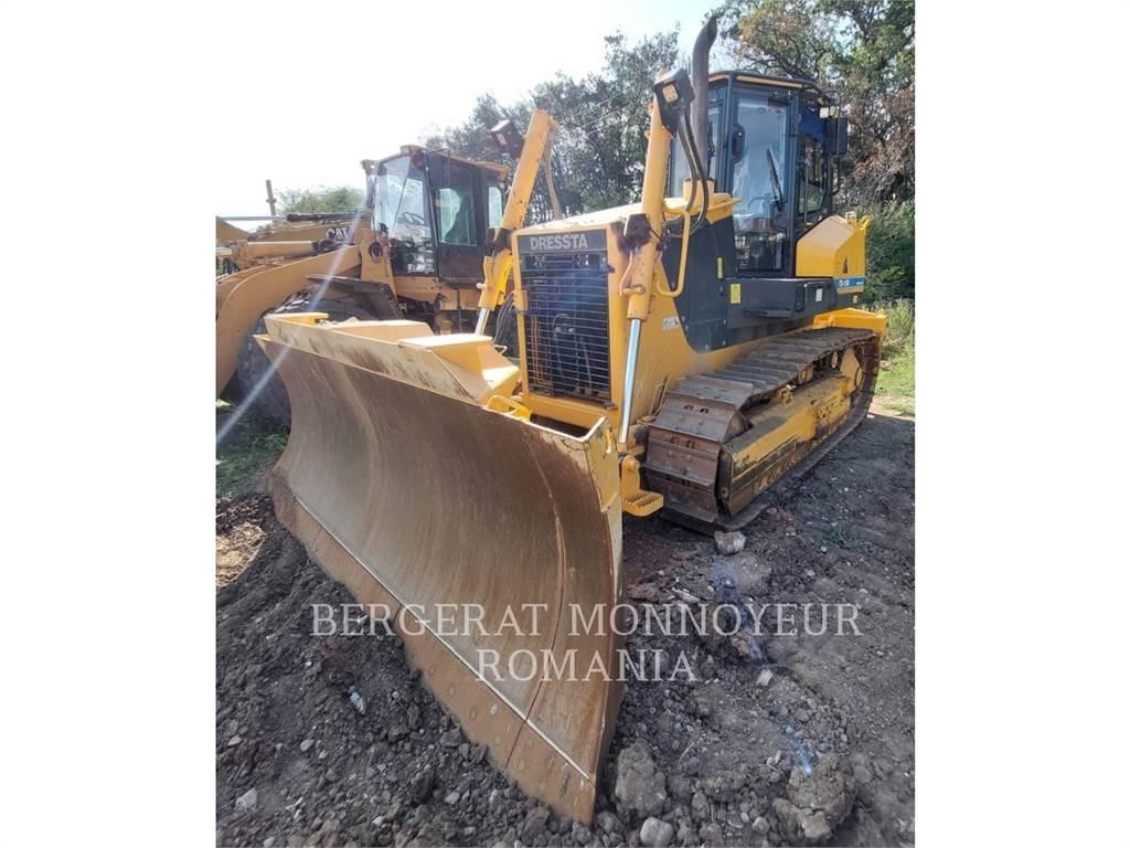 CAT TD-15M Bouteurs sur chenilles