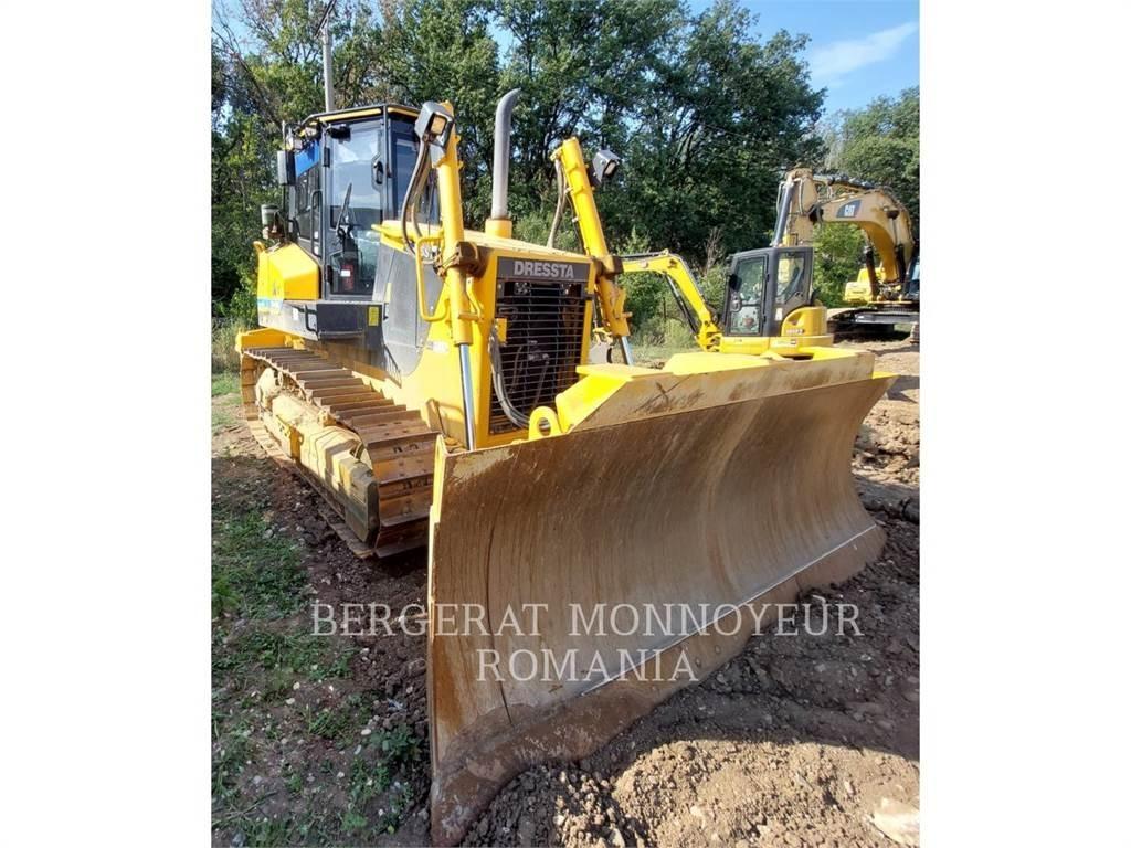 CAT TD-15M Bouteurs sur chenilles
