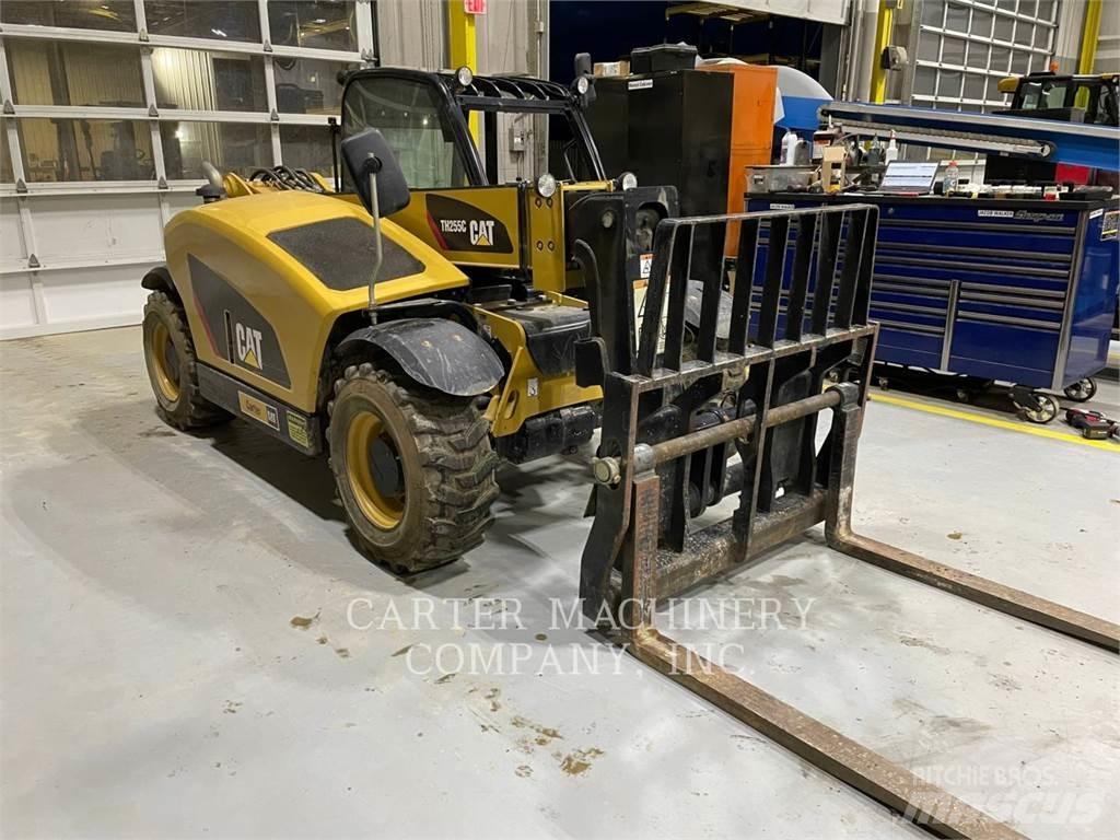 CAT TH255C Chariot télescopique