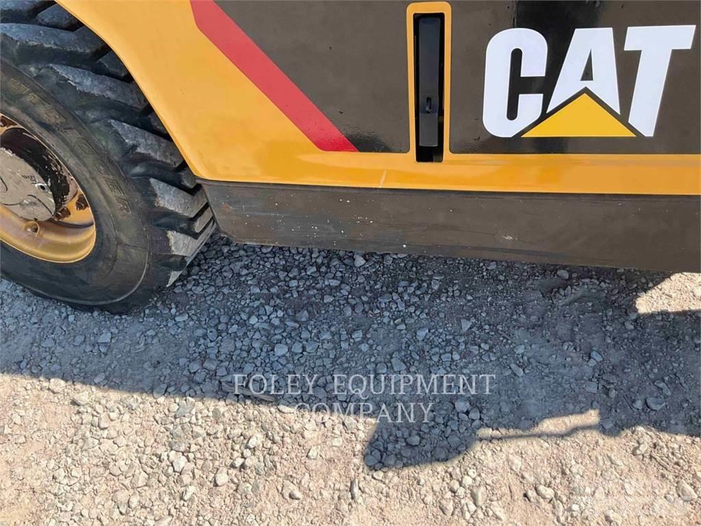 CAT TH255C Scraper