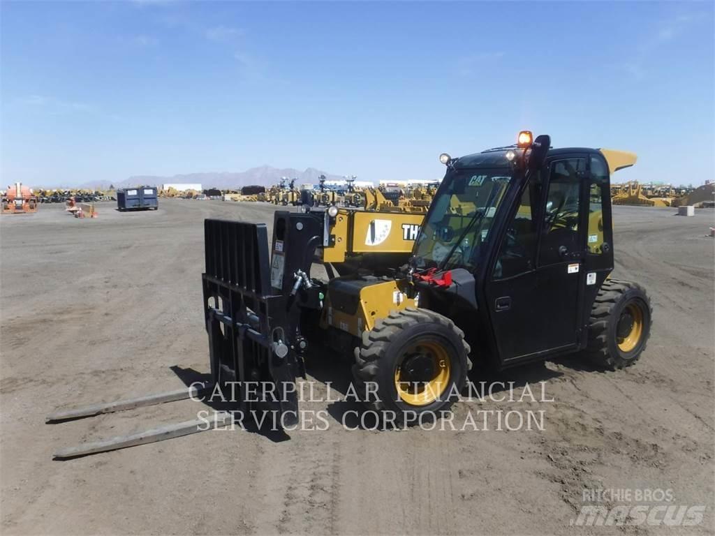 CAT TH255C Chariot télescopique