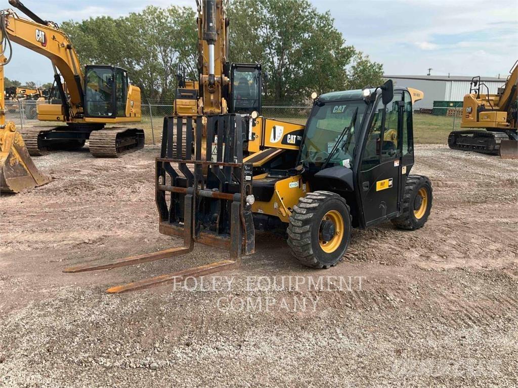 CAT TH255C Chariot télescopique