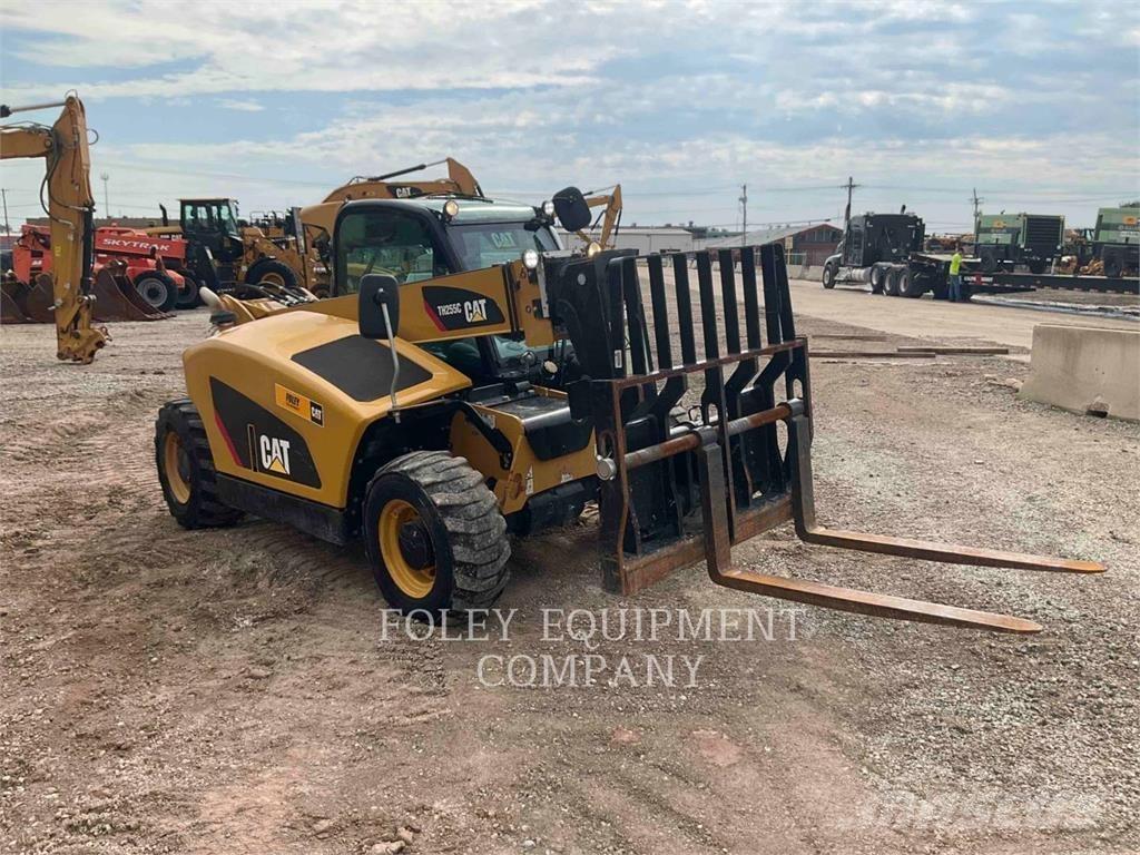 CAT TH255C Chariot télescopique