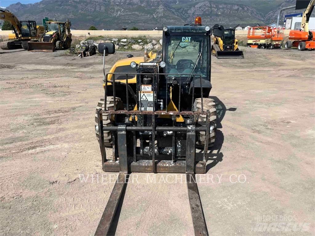 CAT TH255C CB Chariot télescopique