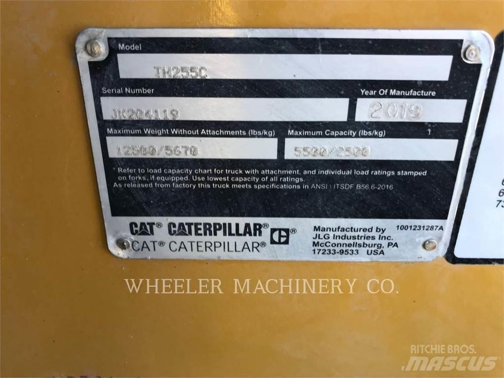 CAT TH255C CB Chariot télescopique