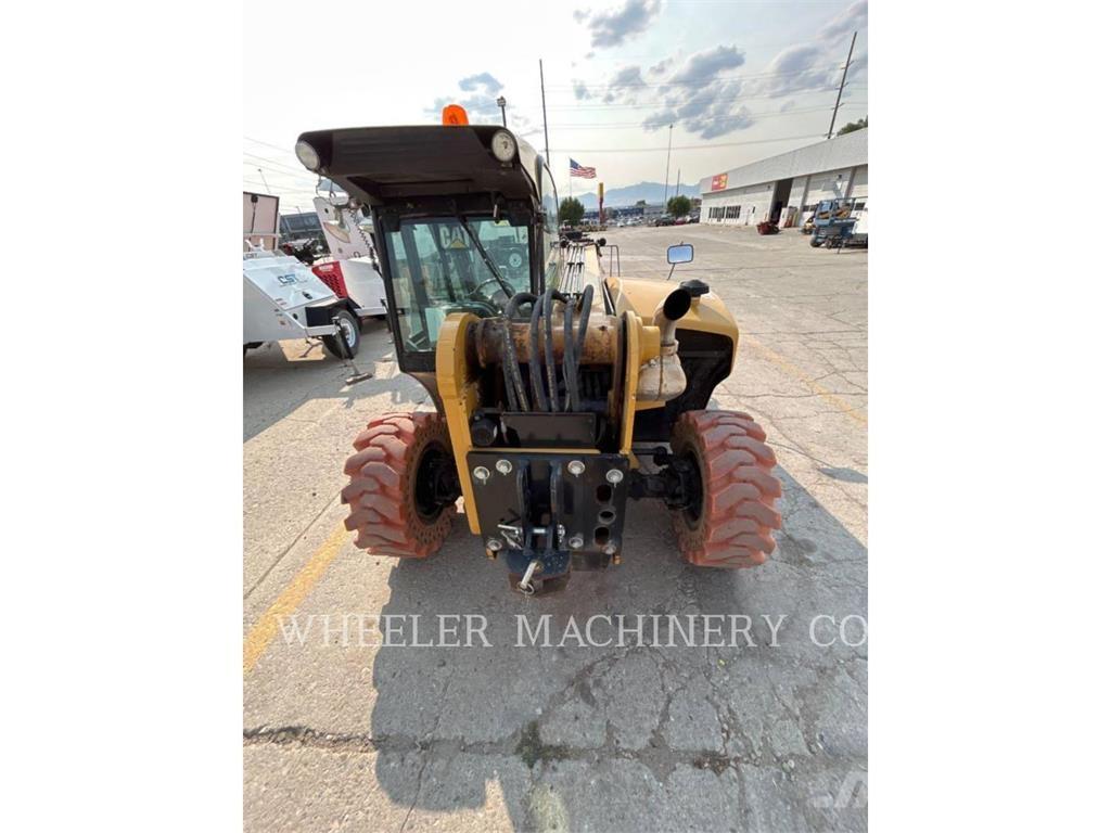 CAT TH255C CB Chariot télescopique