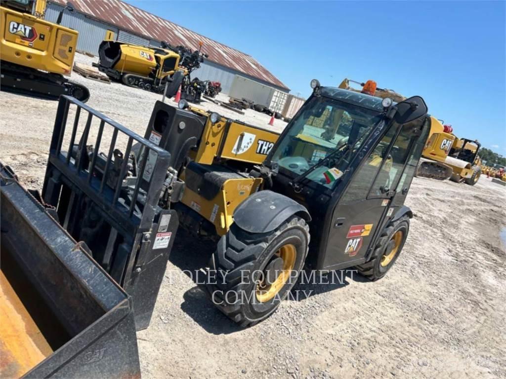 CAT TH255CC Chariot télescopique