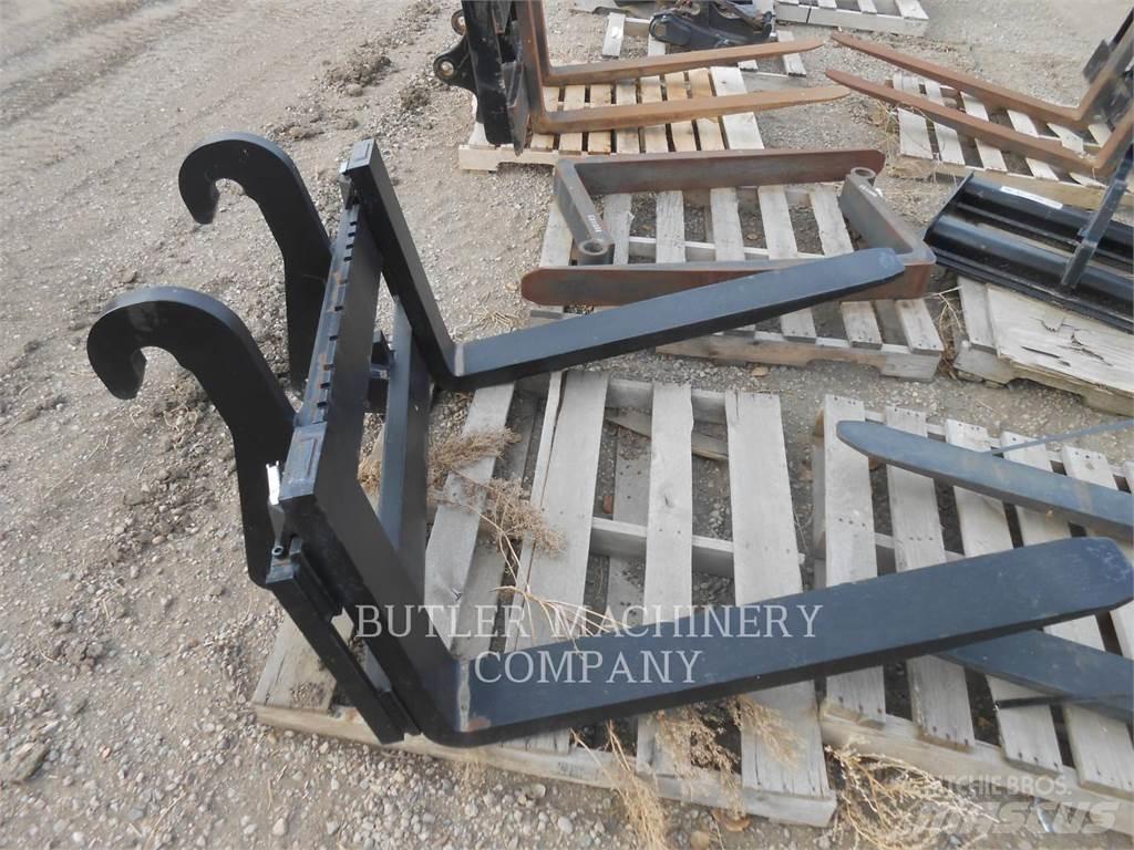 CAT TH408 FORKS Fourche