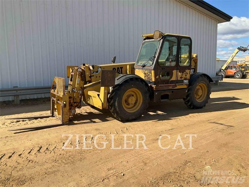 CAT TH63 Chariot télescopique
