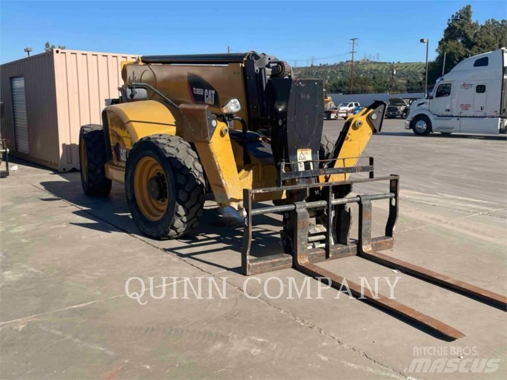 CAT TL1055D Chariot télescopique