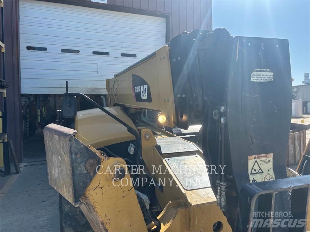 CAT TL1055D Chariot télescopique