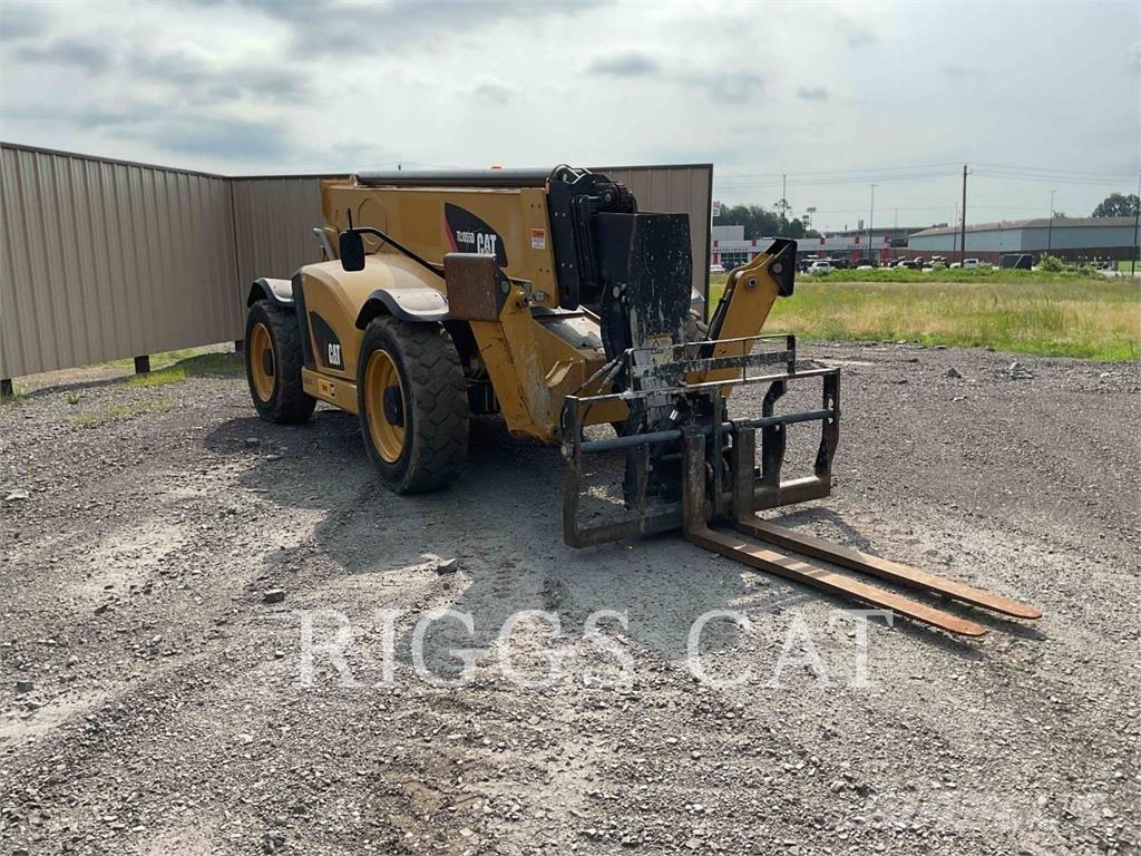 CAT TL1055D Chariot télescopique