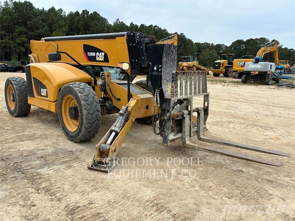 CAT TL1055D Chariot télescopique