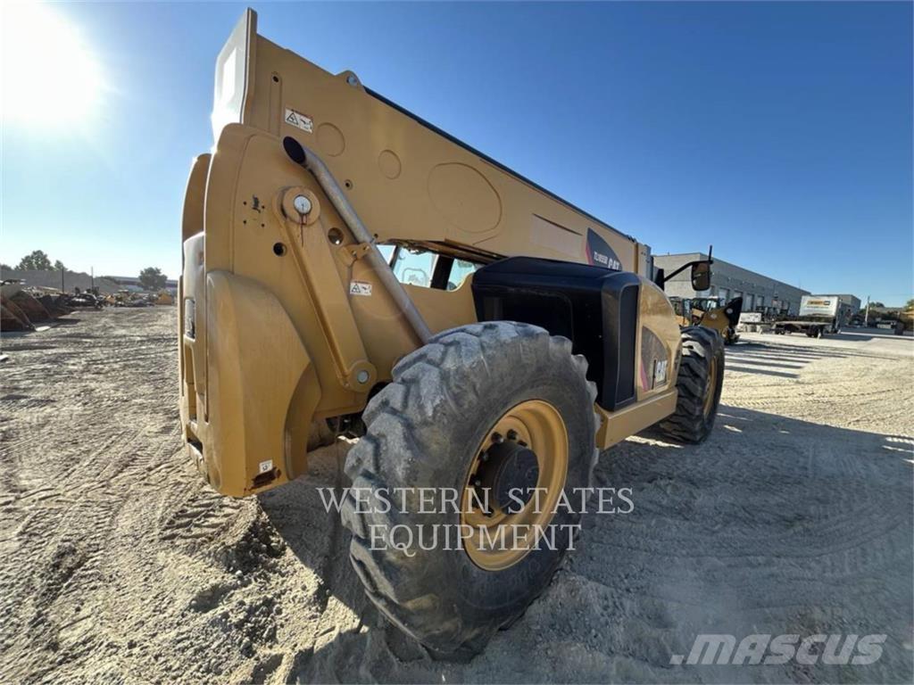 CAT TL1055D Chariot télescopique