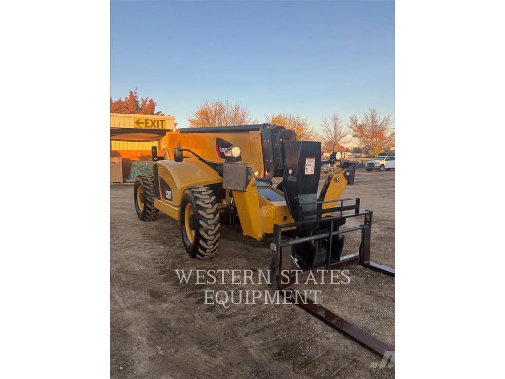 CAT TL1055D Chariot télescopique