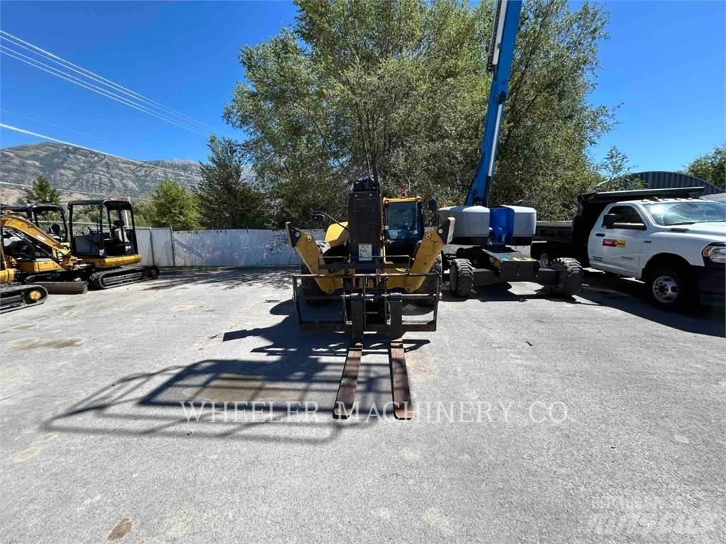 CAT TL1055D CB Chariot télescopique