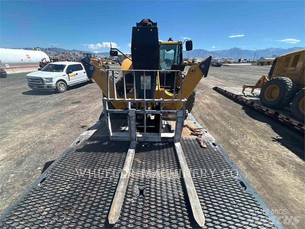 CAT TL1055D CB Chariot télescopique