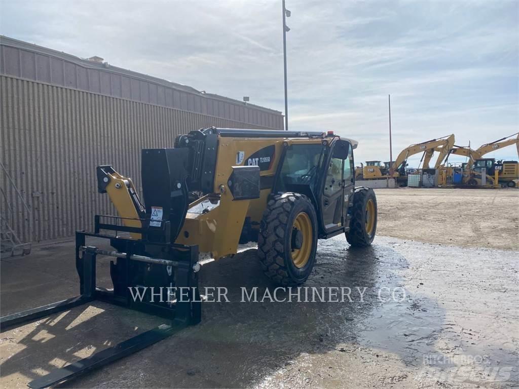 CAT TL1055D CB Chariot télescopique