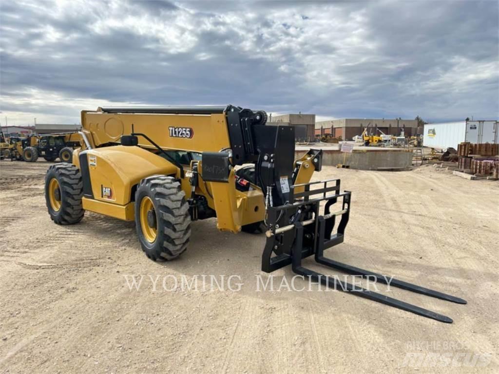 CAT TL1255 Chariot télescopique