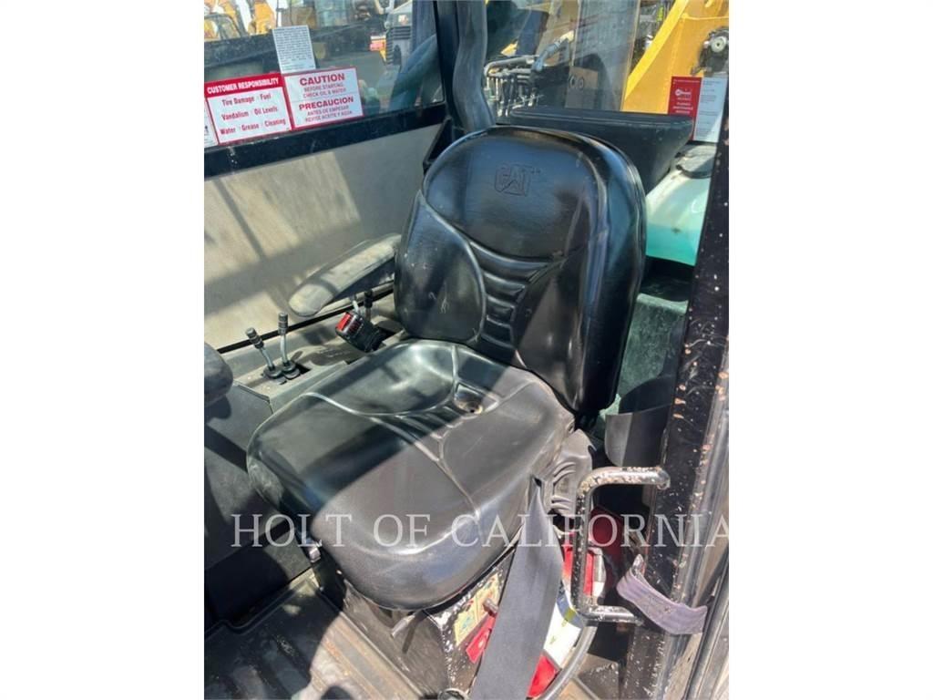 CAT TL1255 Chariot télescopique