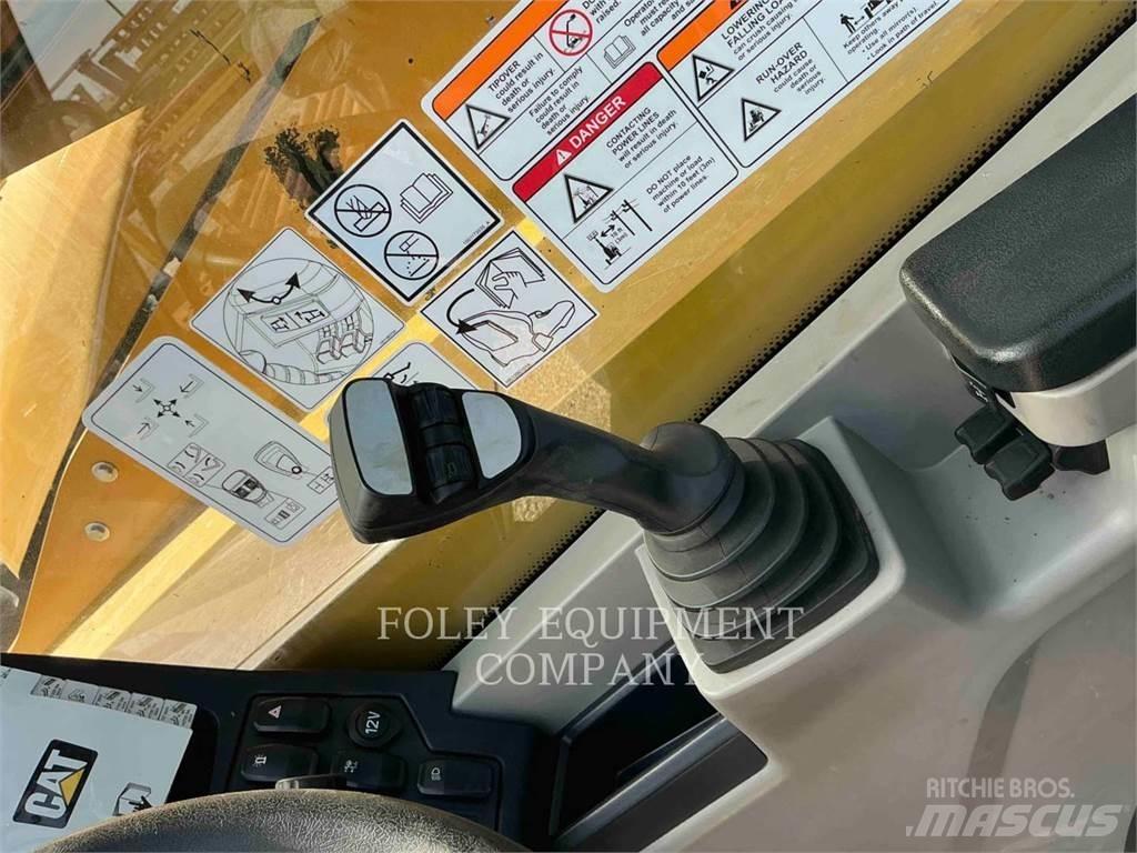 CAT TL1255-05C Chariot télescopique