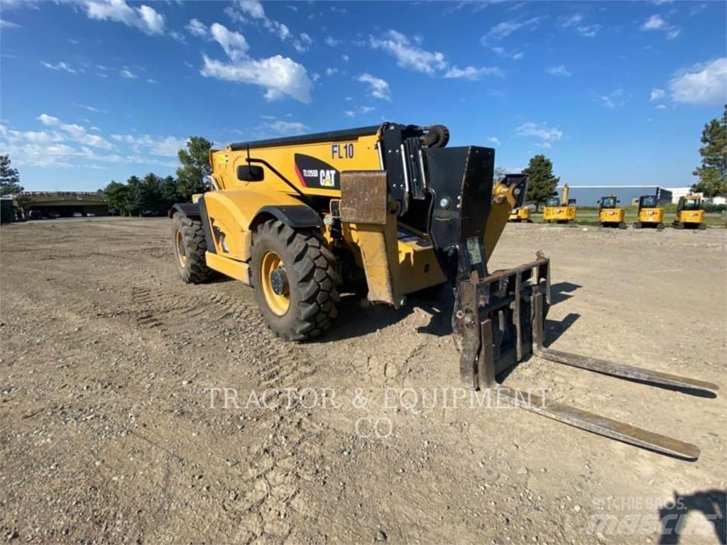 CAT TL1255D Chariot télescopique