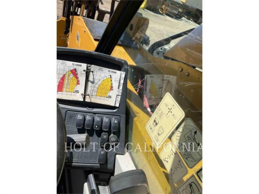 CAT TL1255D Chariot télescopique