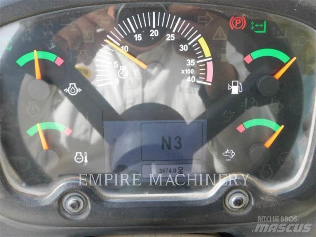 CAT TL1255D Chariot télescopique