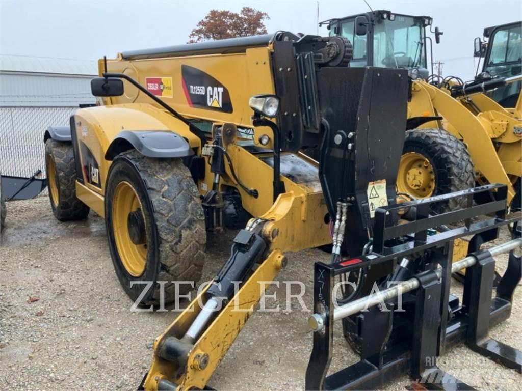 CAT TL1255D Chariot télescopique