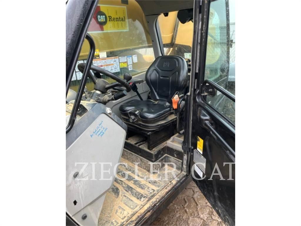 CAT TL1255D Chariot télescopique