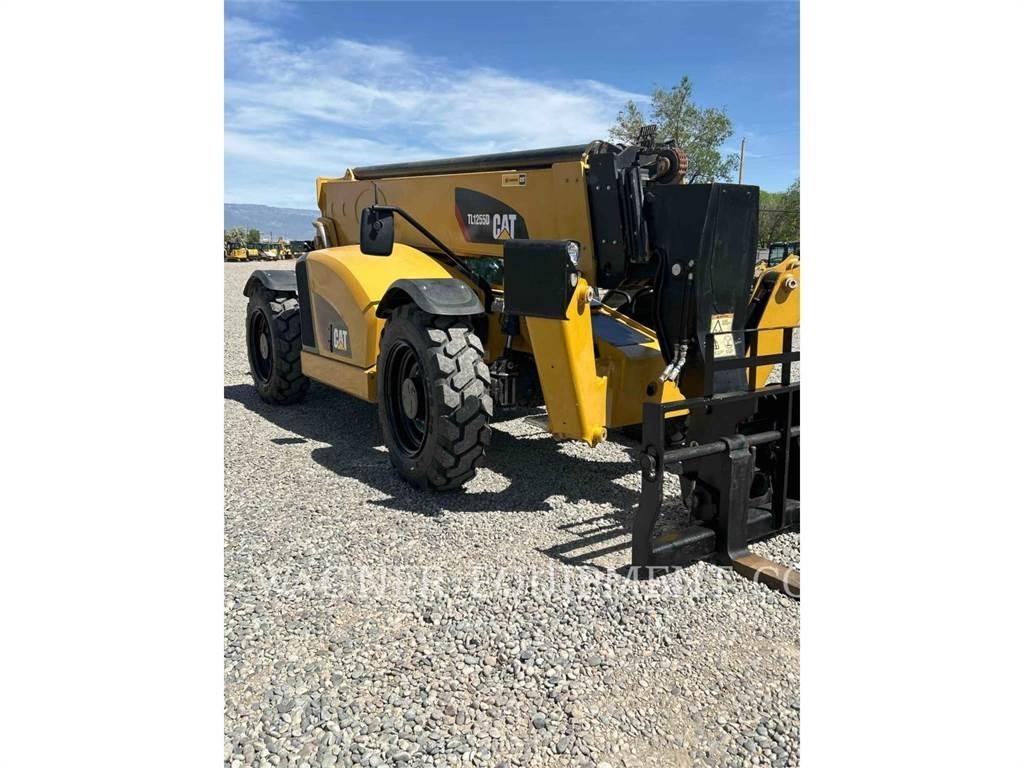 CAT TL1255D Chariot télescopique