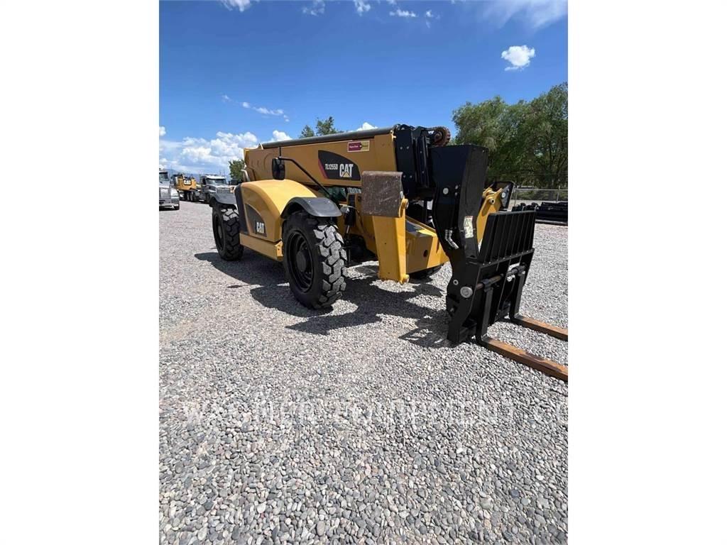 CAT TL1255D Chariot télescopique