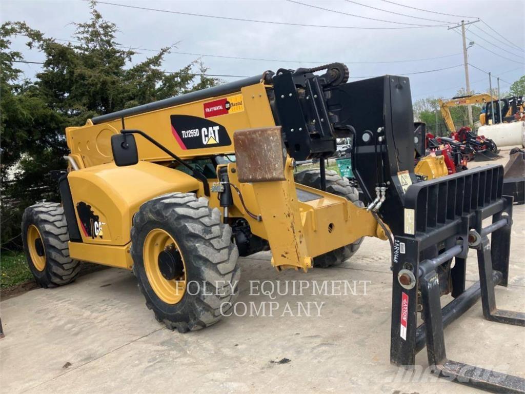 CAT TL1255DC Chariot télescopique