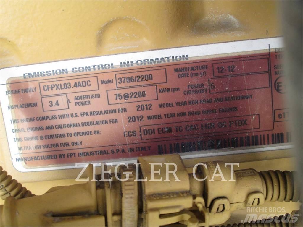 CAT TL642C Chariot télescopique